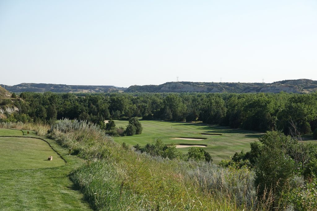 17th Hole at Bully Pulpit Golf Course (503 Yard Par 5)